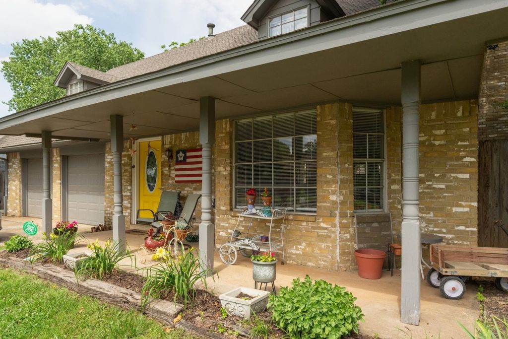 1515 Oakhurst Avenue, Norman, OK 73071