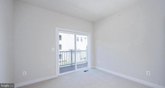 20189 NORTHPARK DR, Ashburn, VA 20147