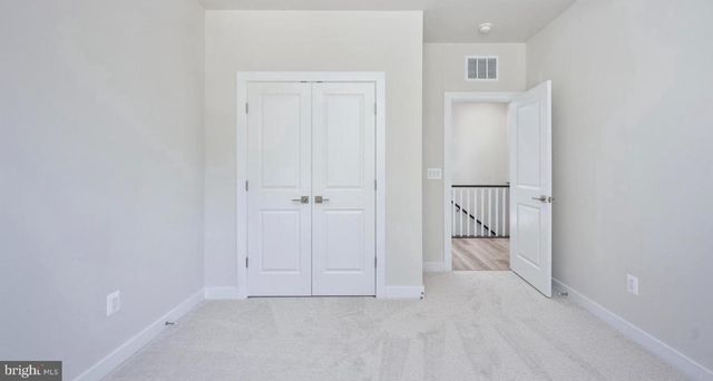 20189 NORTHPARK DR, Ashburn, VA 20147