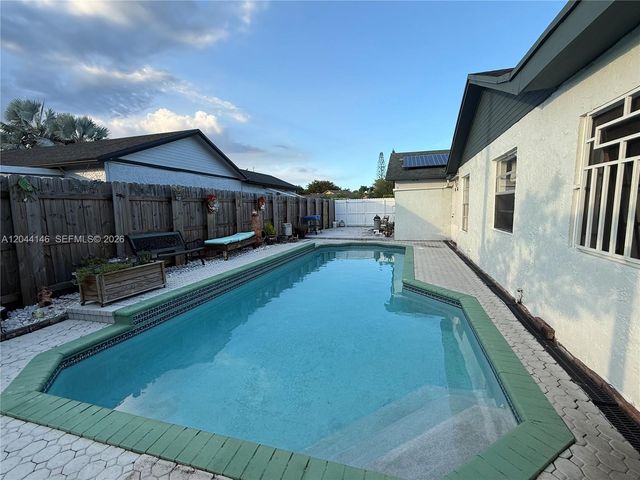 15622 SW 142nd Court, Miami, FL 33177