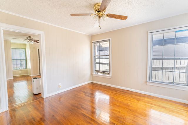 4212 Geddes Avenue, Fort Worth, TX 76107