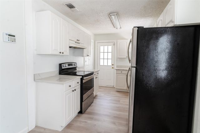 4212 Geddes Avenue, Fort Worth, TX 76107