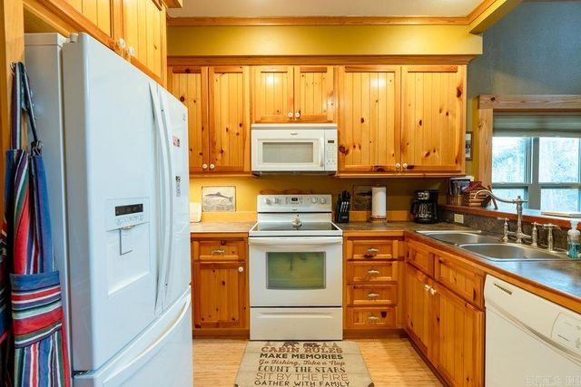 33 Haile Drive, Heber Springs, AR 72543