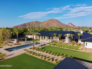 6215 N CASA BLANCA Drive, Paradise Valley, AZ 85253