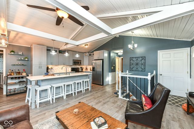 13 Jefferson Valley, Coatesville, IN 46121