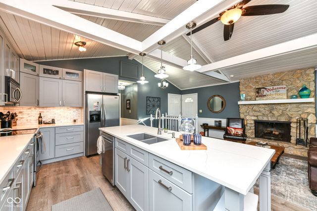 13 Jefferson Valley, Coatesville, IN 46121
