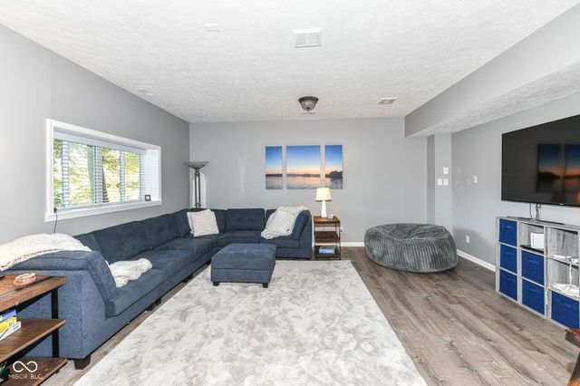 13 Jefferson Valley, Coatesville, IN 46121