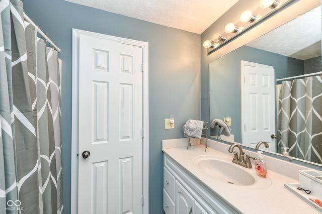 13 Jefferson Valley, Coatesville, IN 46121