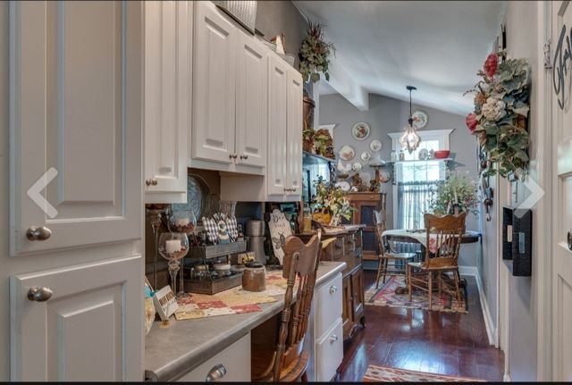 210 S 6th St, Pulaski, TN 38478