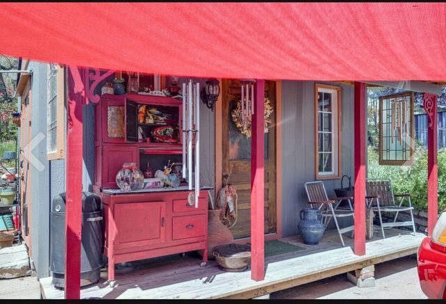 210 S 6th St, Pulaski, TN 38478