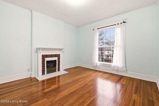 1722 Eastern Pkwy, Louisville, KY 40204