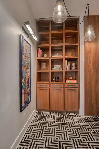 910 W Madison Street 904E, Chicago, IL 60607