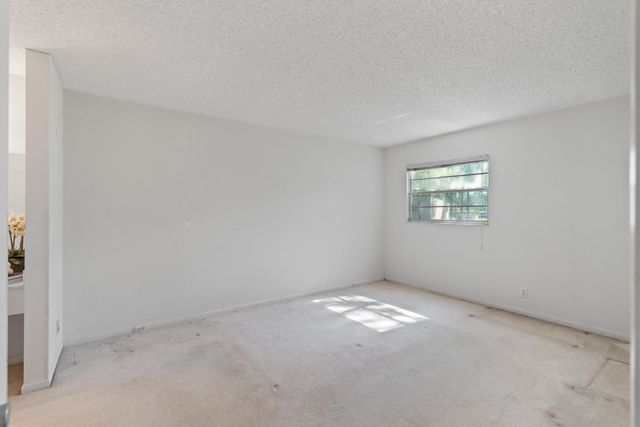 1251 SW 125th Avenue 105-t, Pembroke Pines, FL 33027