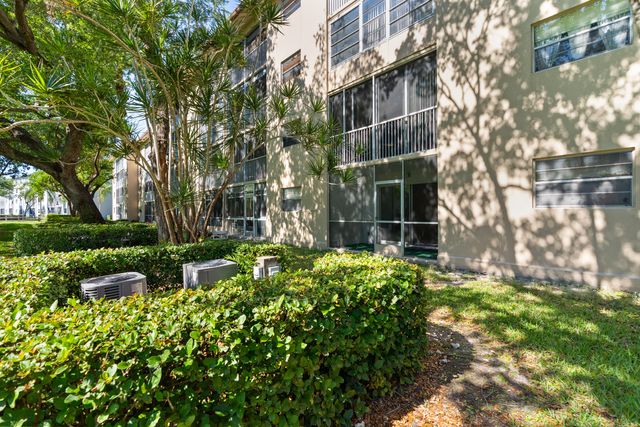 1251 SW 125th Avenue 105-t, Pembroke Pines, FL 33027