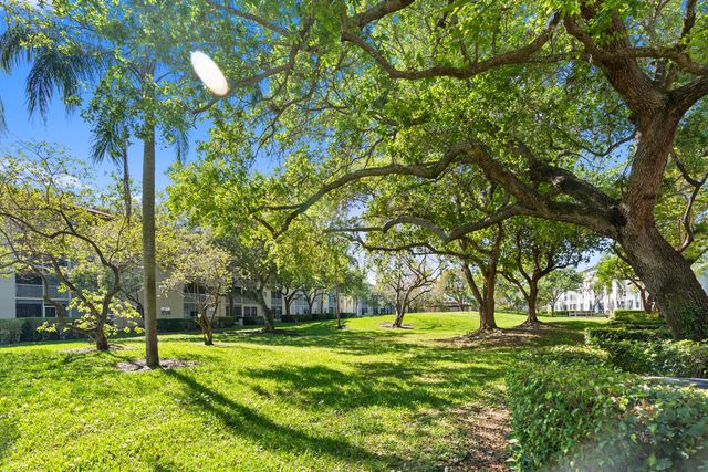 1251 SW 125th Avenue 105-t, Pembroke Pines, FL 33027