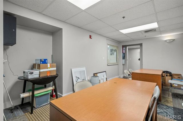 8612 Halls Ferry, St Louis, MO 63147