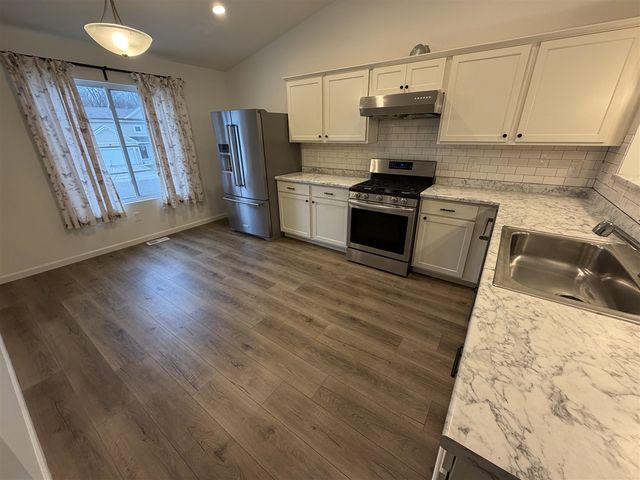 10382 Pennridge Street, Portage, MI 49024