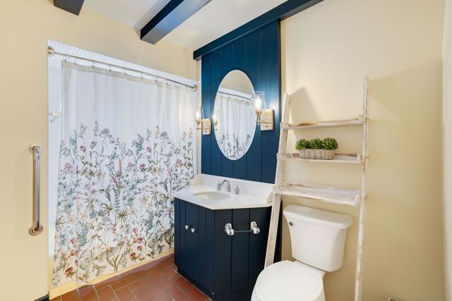 8225 Lorel Avenue, Burbank, IL 60459