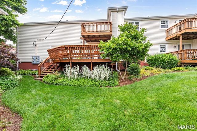 8930 Cardinal Terrace, St Louis, MO 63144