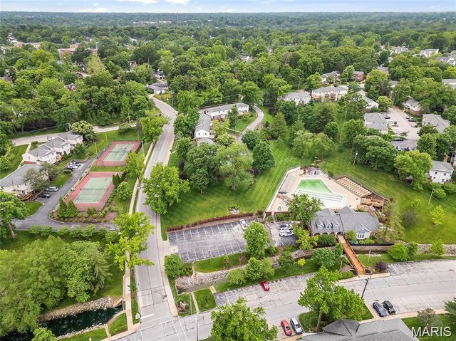 8930 Cardinal Terrace, St Louis, MO 63144