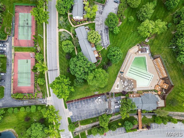 8930 Cardinal Terrace, St Louis, MO 63144