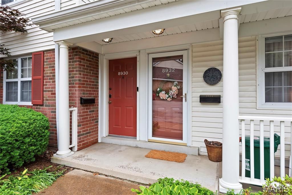 8930 Cardinal Terrace, St Louis, MO 63144