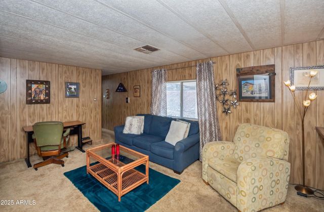 1092 N SWISS Street, Dewey, AZ 86327