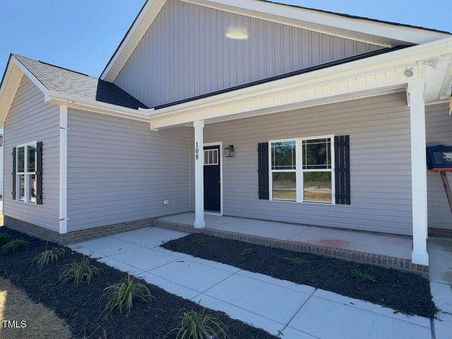 108 Lynn Lane, Selma, NC 27576