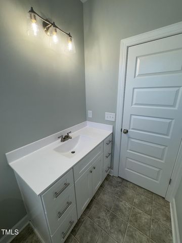 108 Lynn Lane, Selma, NC 27576