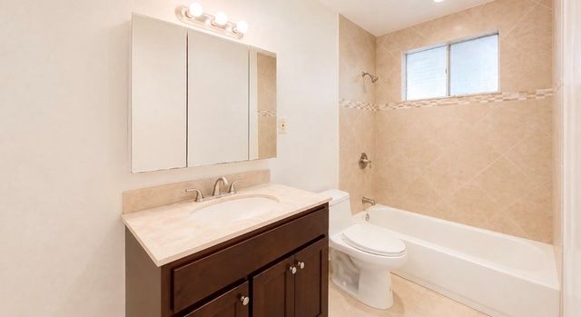 10911 Sageleaf Lane, Houston, TX 77089