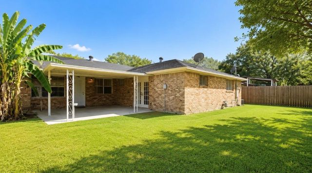 10911 Sageleaf Lane, Houston, TX 77089