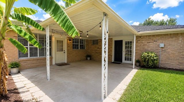 10911 Sageleaf Lane, Houston, TX 77089