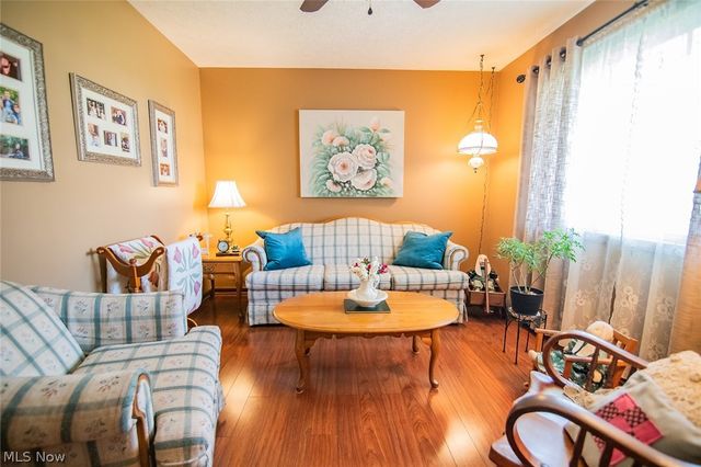 808 28th Street, Vienna, WV 26105