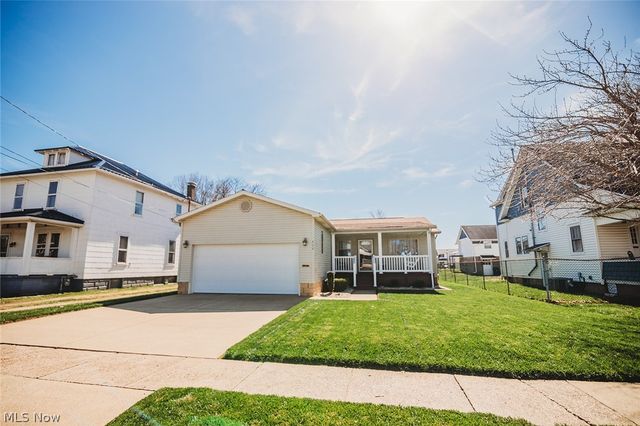 808 28th Street, Vienna, WV 26105