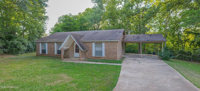 126 Pine Cove, Jackson, MS 39212