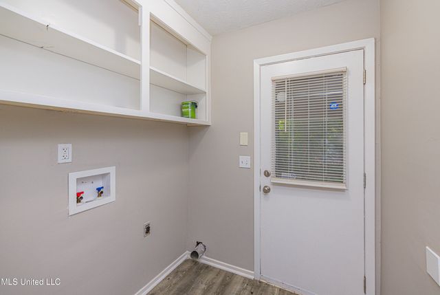 126 Pine Cove, Jackson, MS 39212