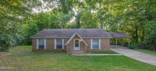 126 Pine Cove, Jackson, MS 39212