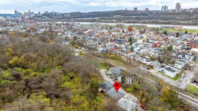 636 Brooklyn Avenue, Dayton, KY 41074