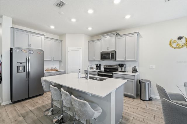 1706 CHATSWORTH CIRCLE, St Cloud, FL 34771