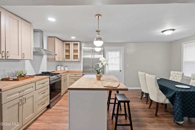 840 River Street, Troy, NY 12180