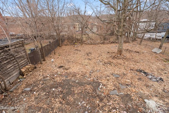 840 River Street, Troy, NY 12180