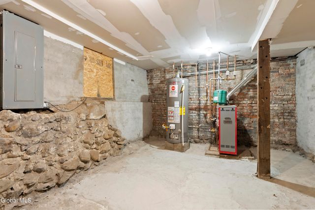 840 River Street, Troy, NY 12180