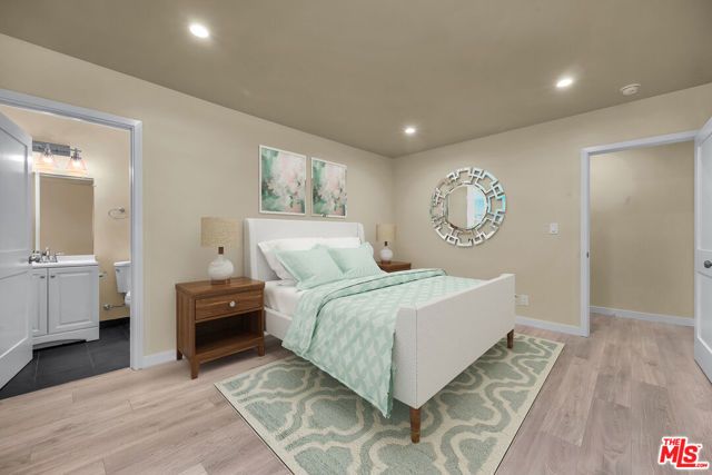 5324 Weatherford Drive, Los Angeles, CA 90008