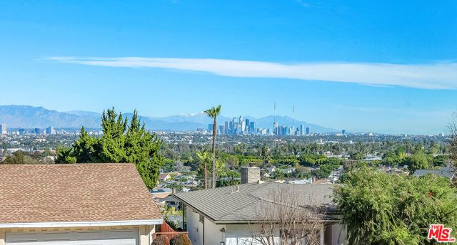 5324 Weatherford Drive, Los Angeles, CA 90008