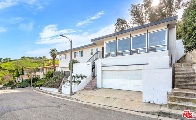 5324 Weatherford Drive, Los Angeles, CA 90008