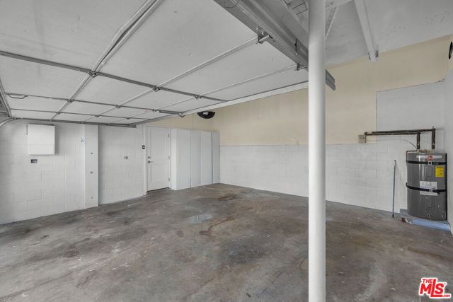 5324 Weatherford Drive, Los Angeles, CA 90008