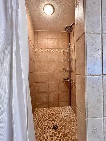 6421 150th Street N, Hugo, MN 55038