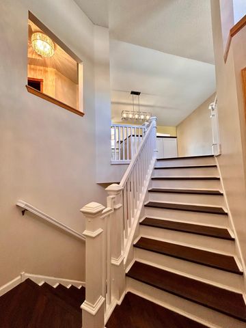 6421 150th Street N, Hugo, MN 55038