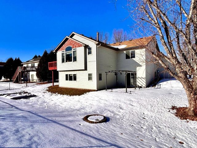 6421 150th Street N, Hugo, MN 55038