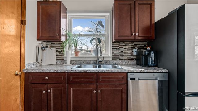 382 Ontario Street, Lockport City, NY 14094